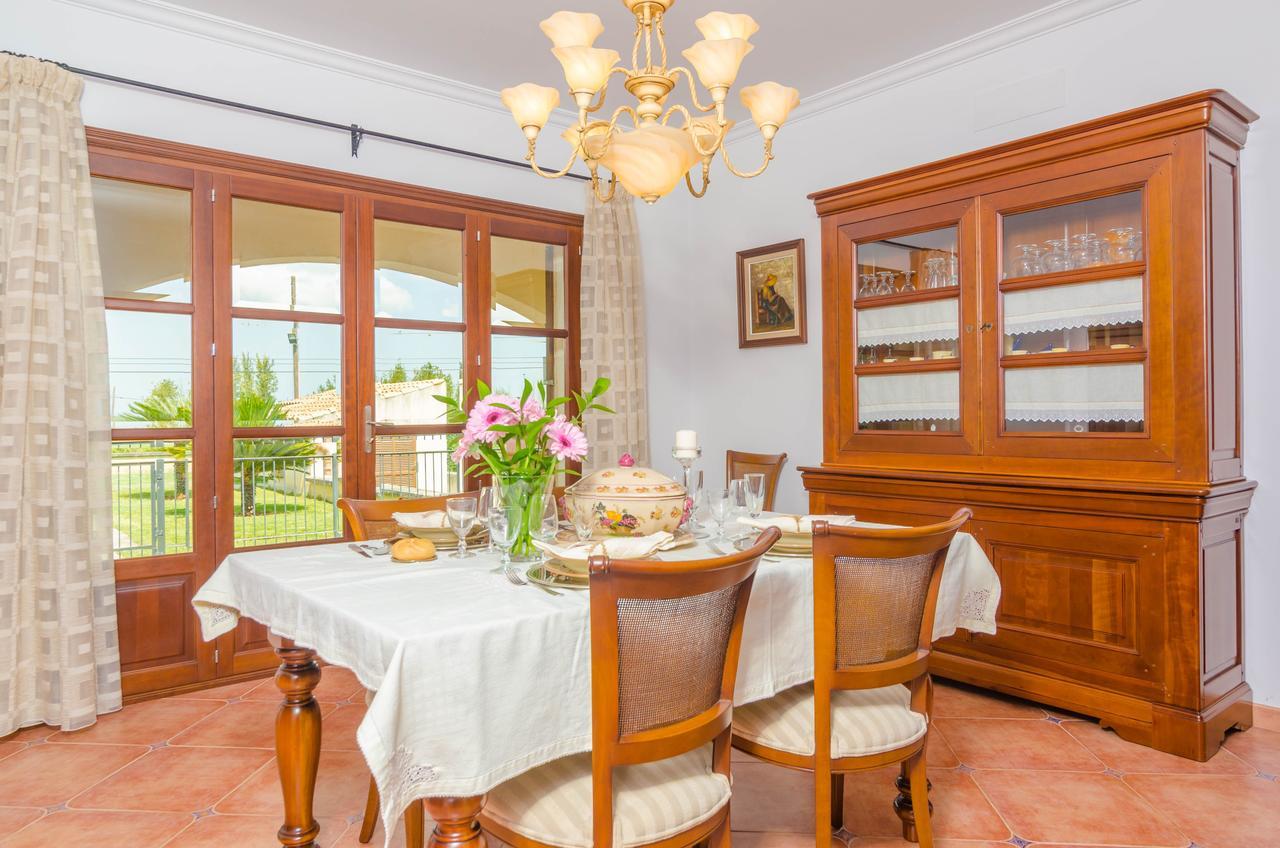 Ses Covetes Villa Petra  Buitenkant foto