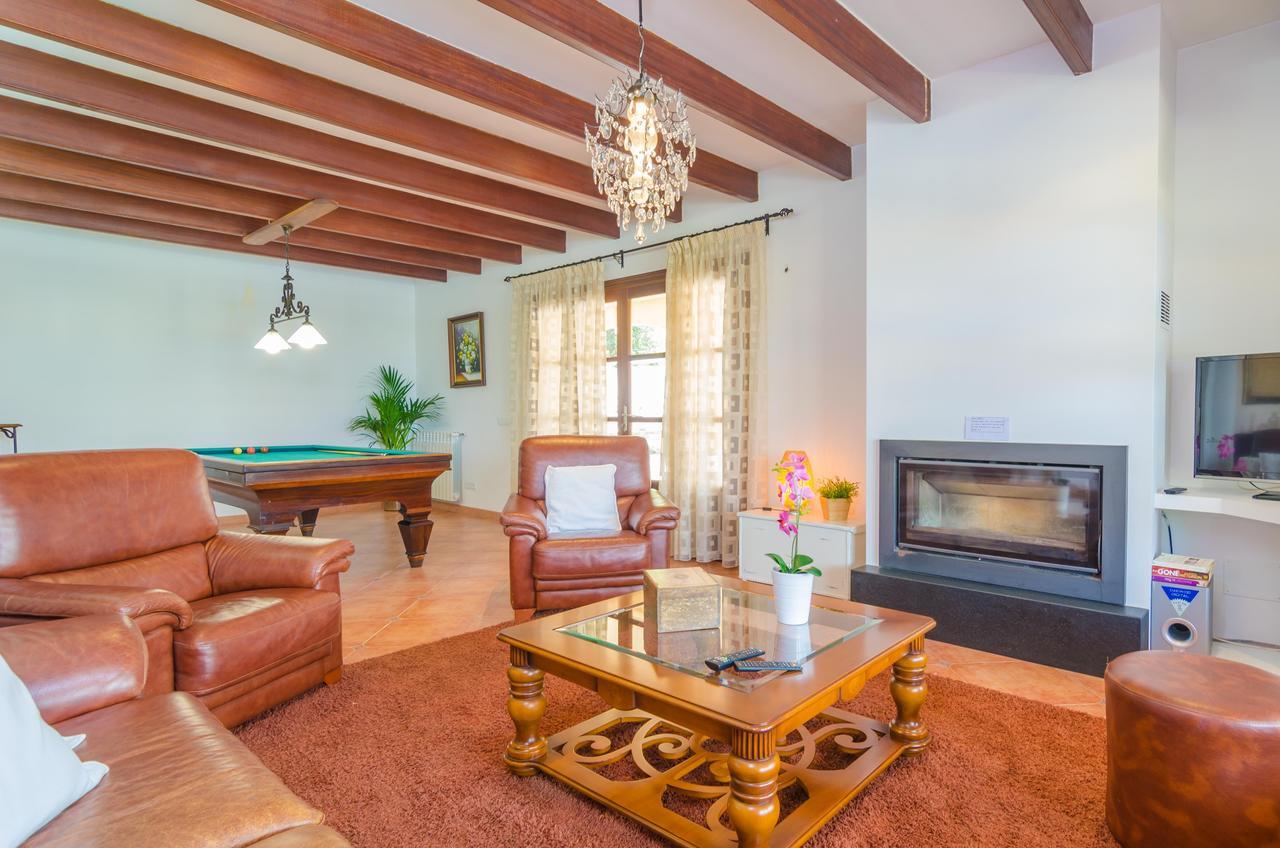 Ses Covetes Villa Petra  Buitenkant foto